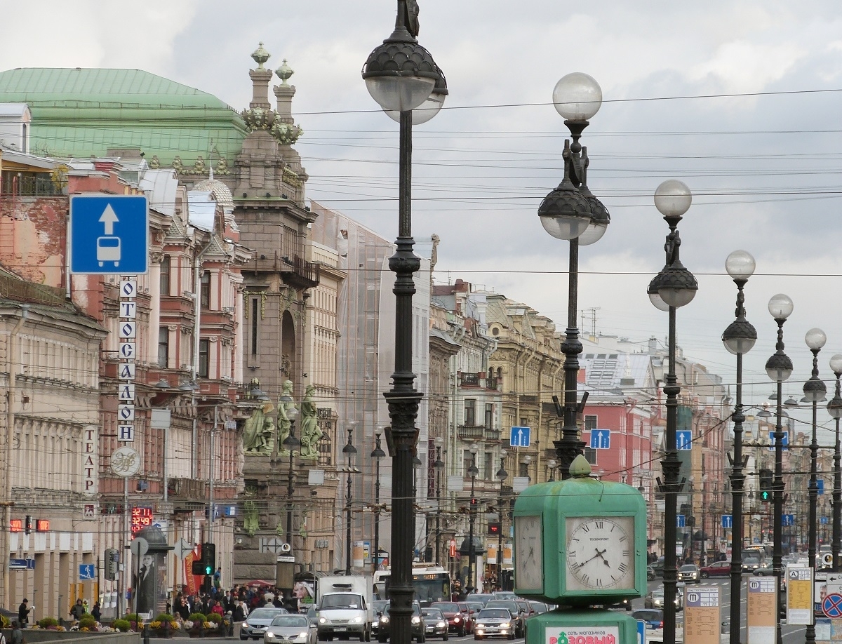 Доля вакантных помещений на главных торговых улицах Петербурга выросла на 5—10%