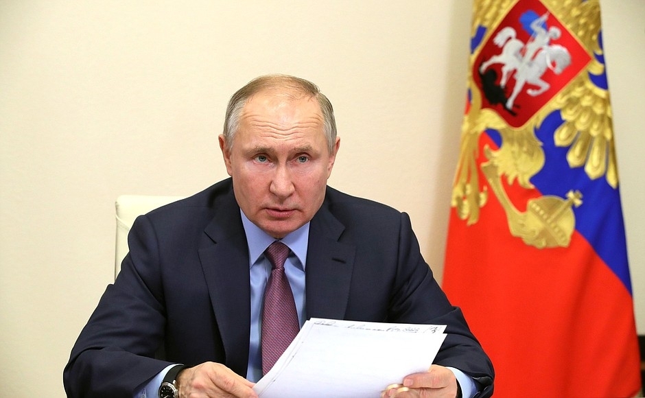 Россияне смогут завозить в страну люксовые товары