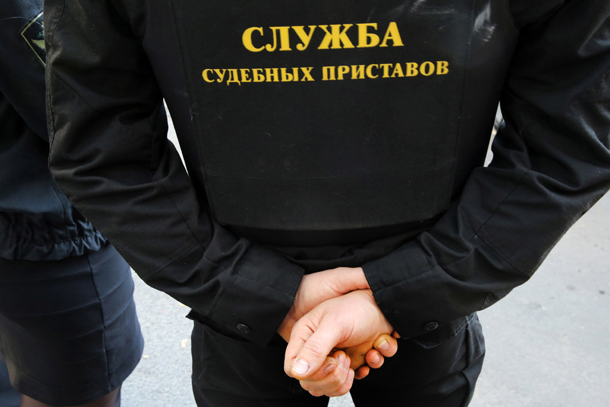 Установившие ванну на кухне петербуржцы заплатили соседям 150 тыс. рублей