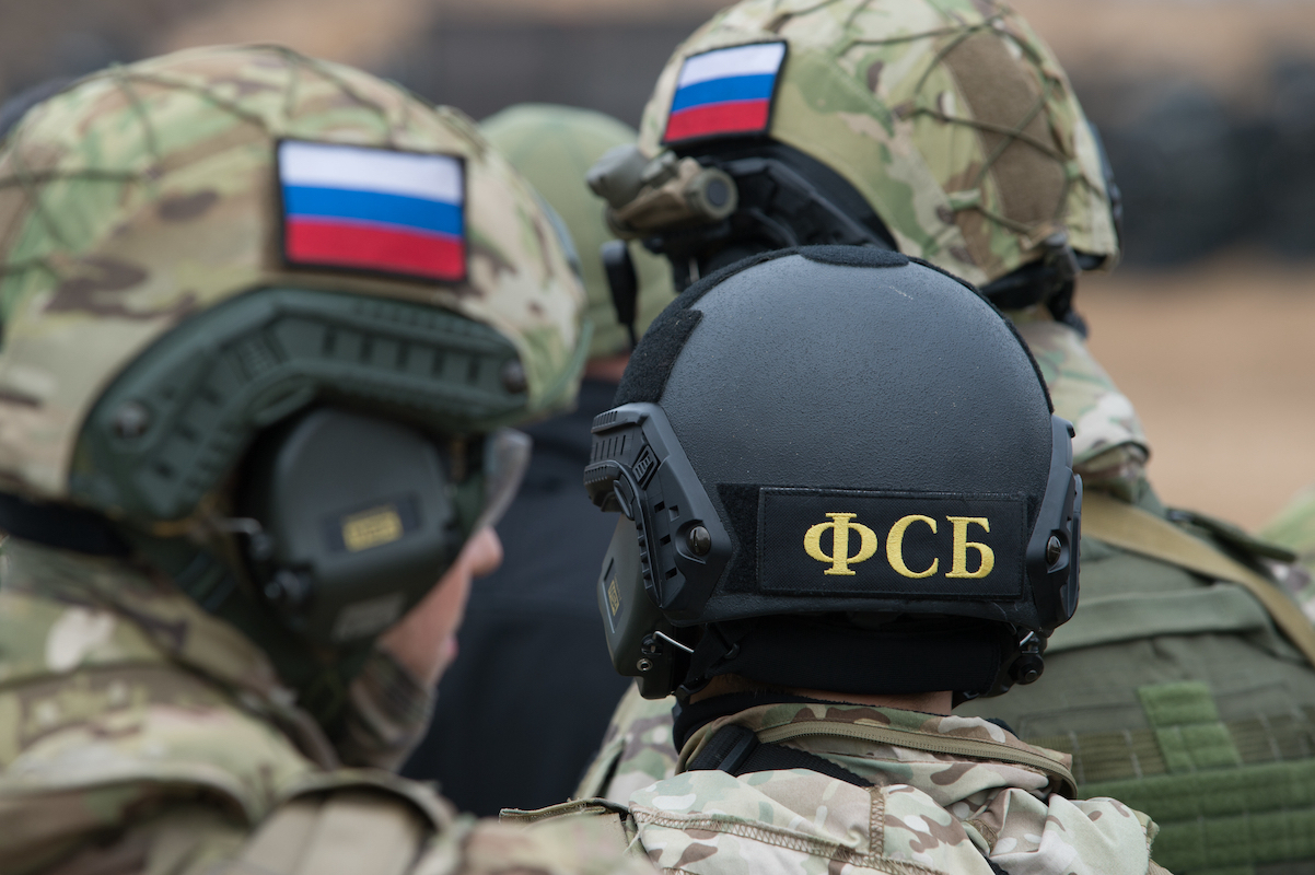 ФСБ задержала налоговика-взяточника в Самарской области