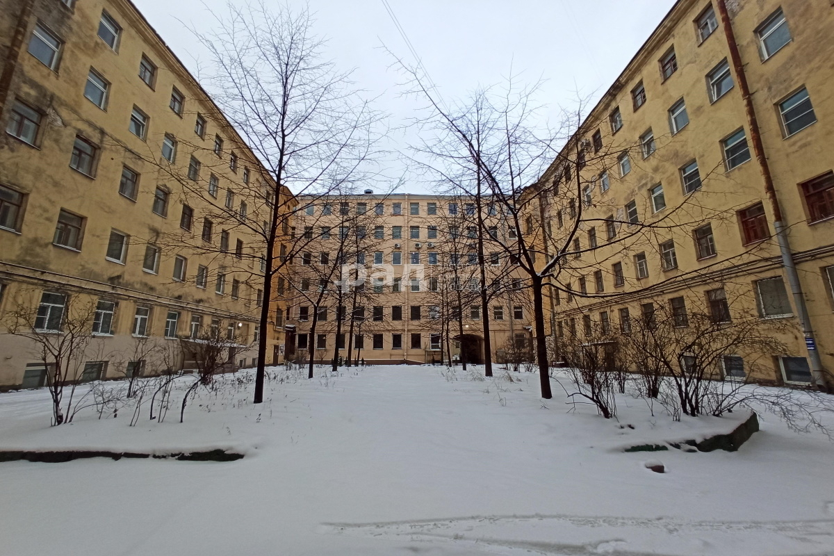 Офисное здание у Московского вокзала выставлено на продажу за 179 млн рублей