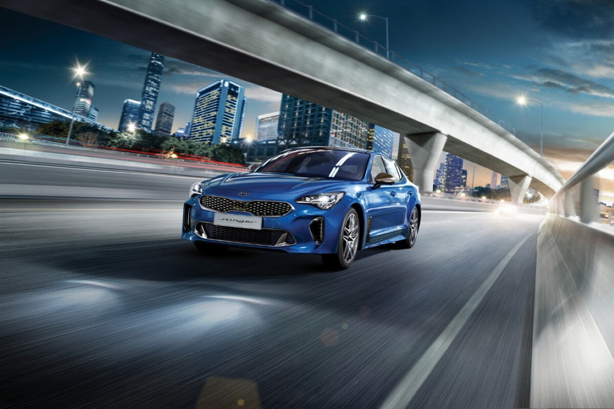 Цены на обновленный Kia Stinger стартуют от 2 409 900 рублей