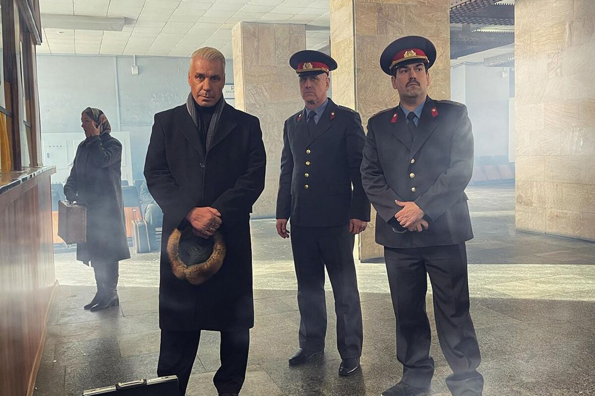 Тилль Линдеманн из Rammstein спел на русском языке песню «Любимый город»