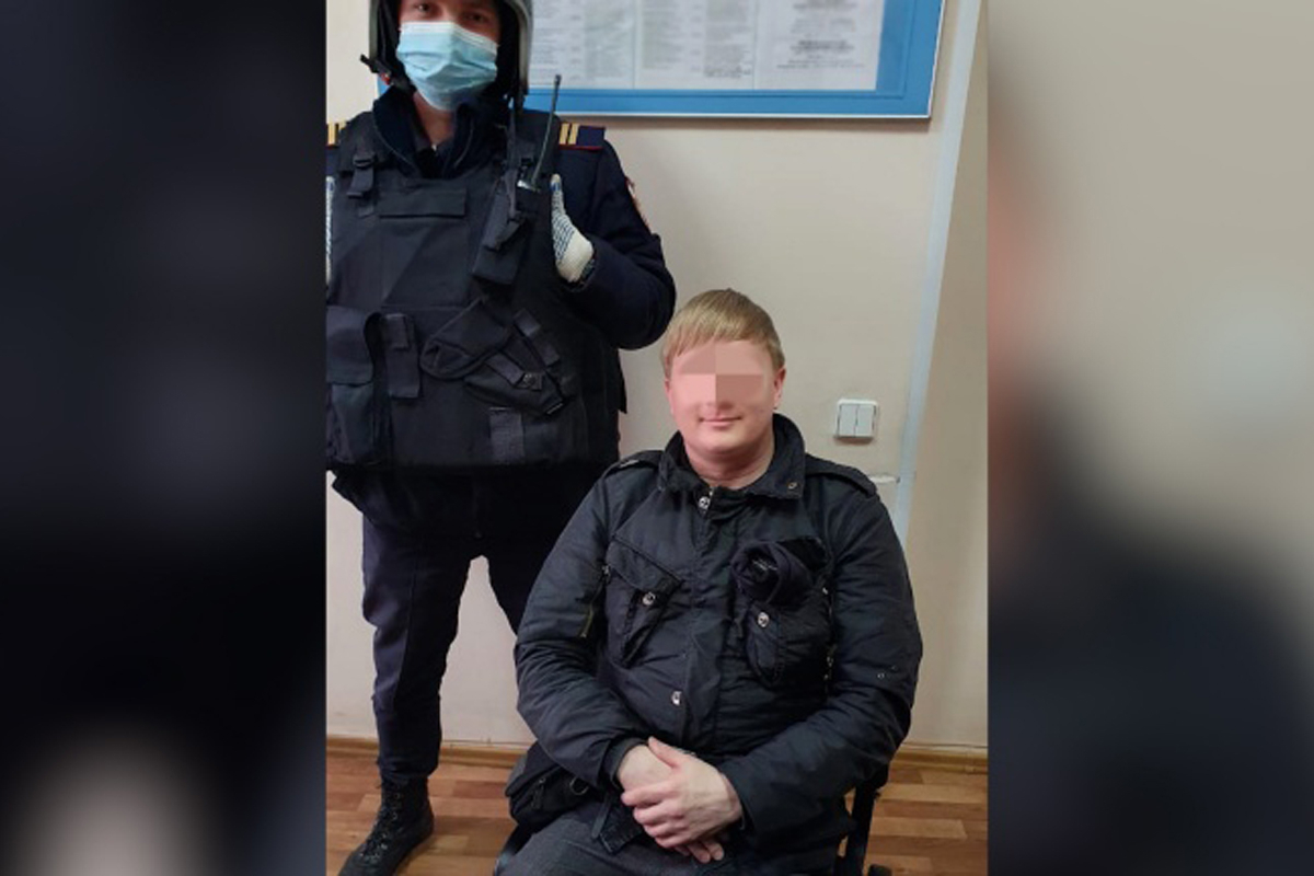 Петербуржец достал нож в прокуратуре, чтобы быстрее попасть на прием 