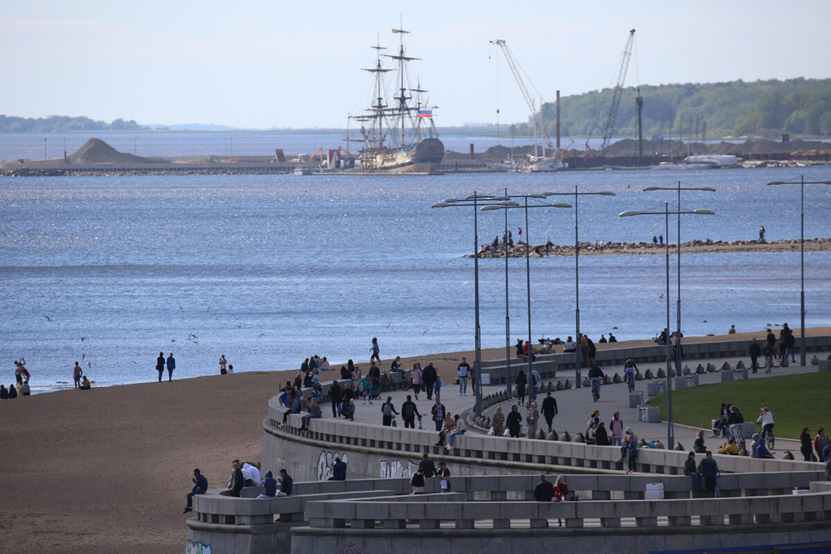Синоптики обещают петербуржцам солнечное начало недели