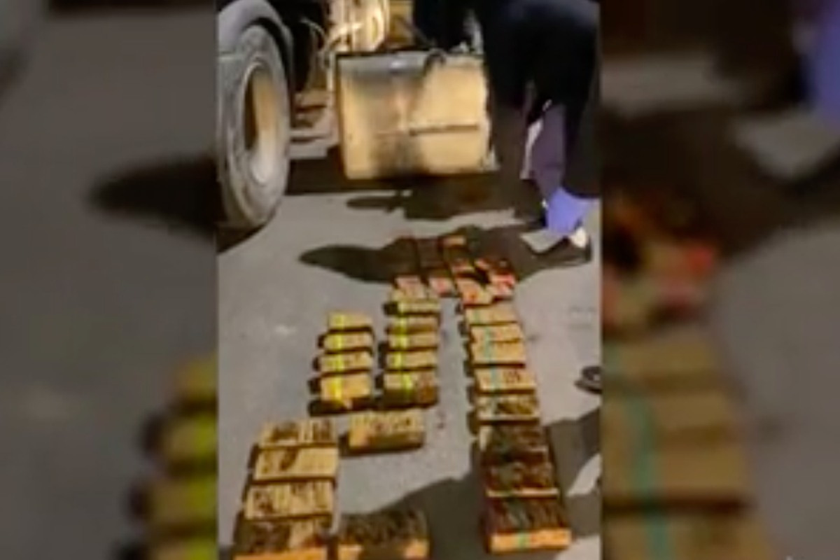 На границе с Латвией пресечена попытка ввоза 150 кг запрещенных веществ