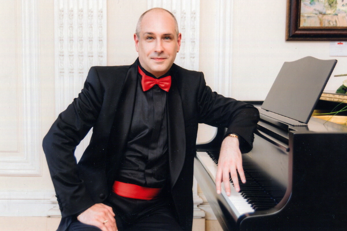 В Петербурге пройдет юбилейный концерт Анатолия Кузнецова