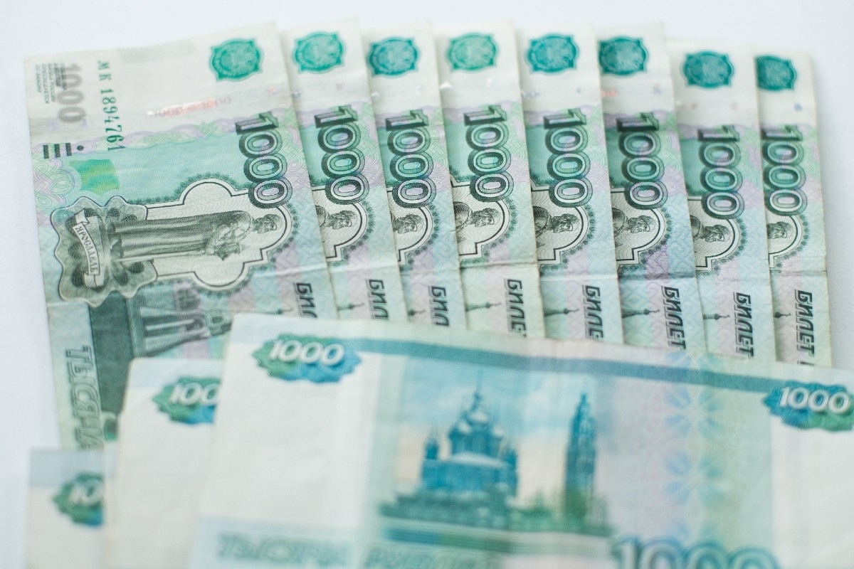 Россияне получат по 10 000 рублей на банковскую карту