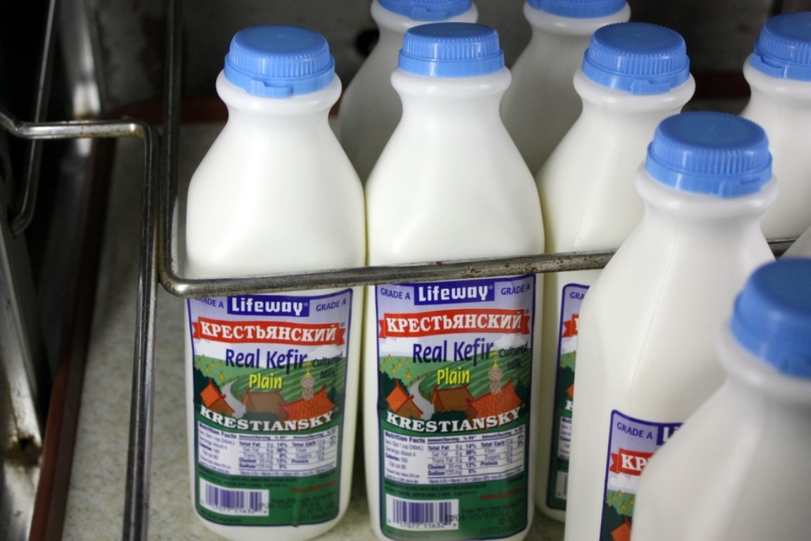 Завод Tetra Pak отказывается печатать упаковку для российского кефира