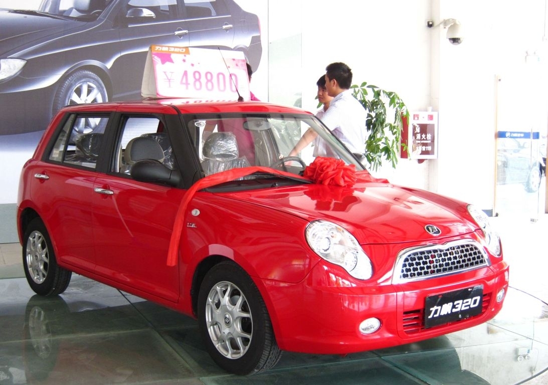 Китайский бренд Lifan остановил продажи в России