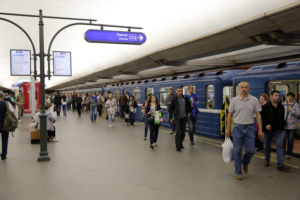 В Петербурге завершился первый этап капремонта вестибюля «Пионерской»