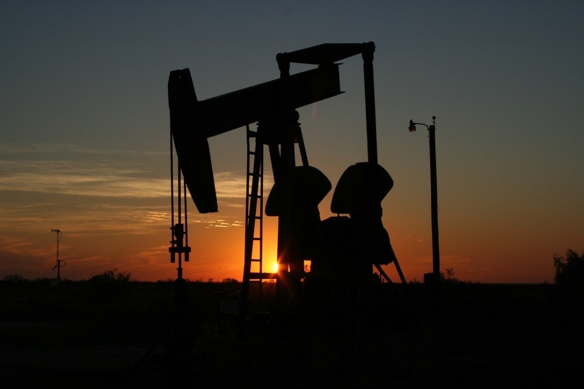 Bild: коварный трюк Путина с нефтью принес России миллиарды