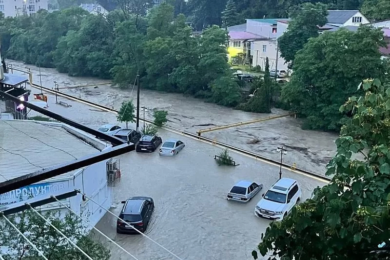 На Кубани река Восточный Дагомыс вышла из берегов