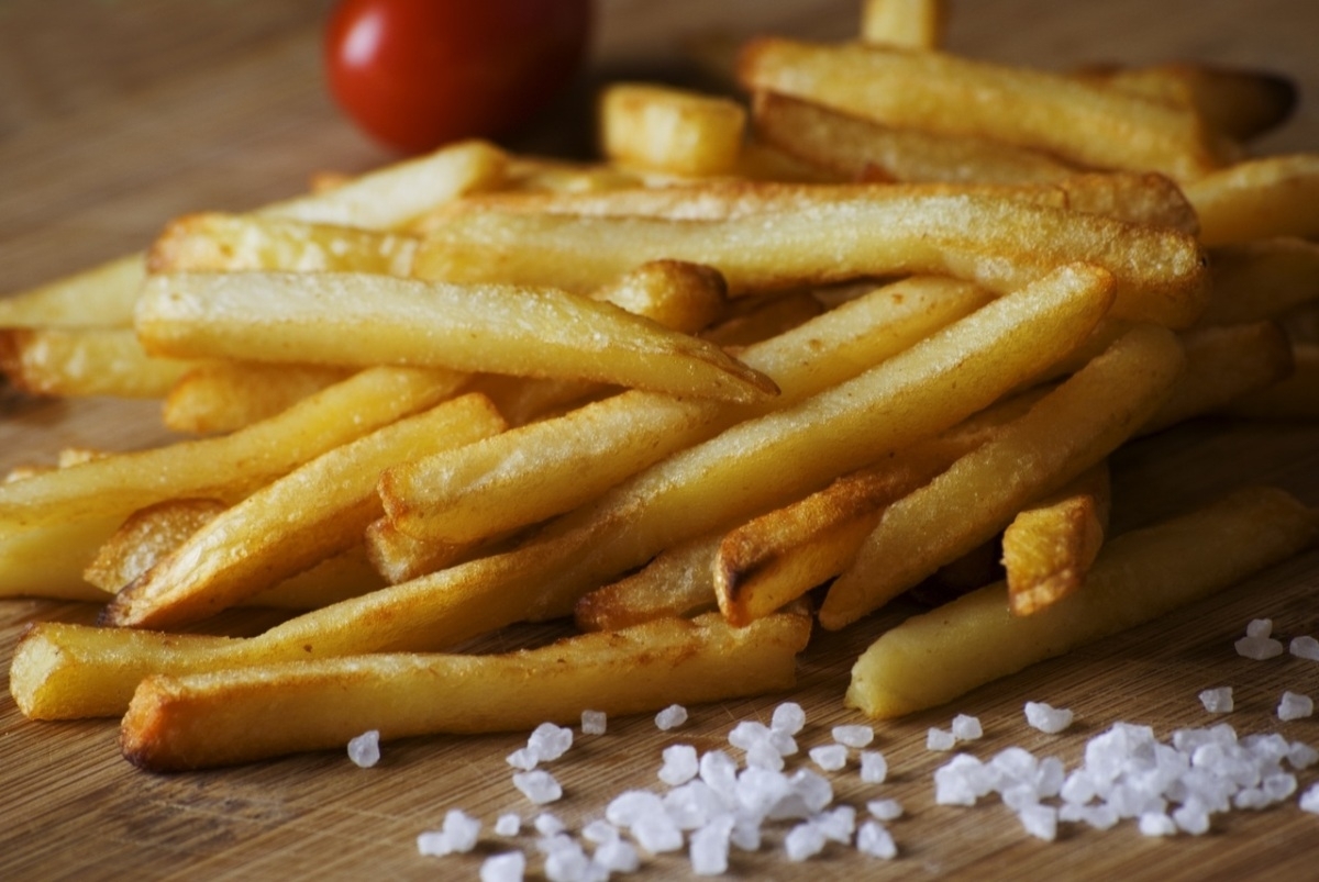 Рестораны «Вкусно и точка» в Петербурге остались без картошки