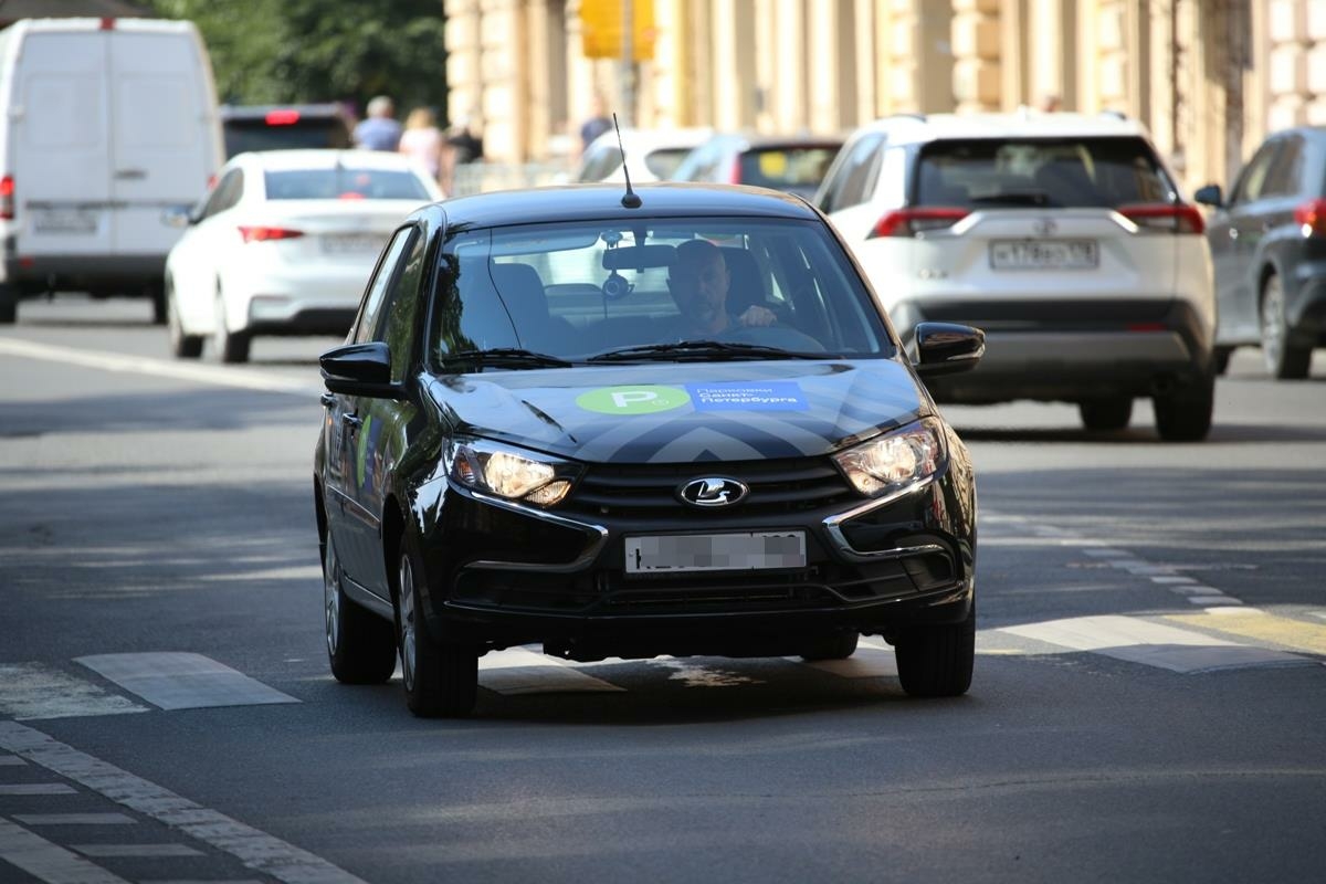 В Петербурге растет спрос на новые автомобили