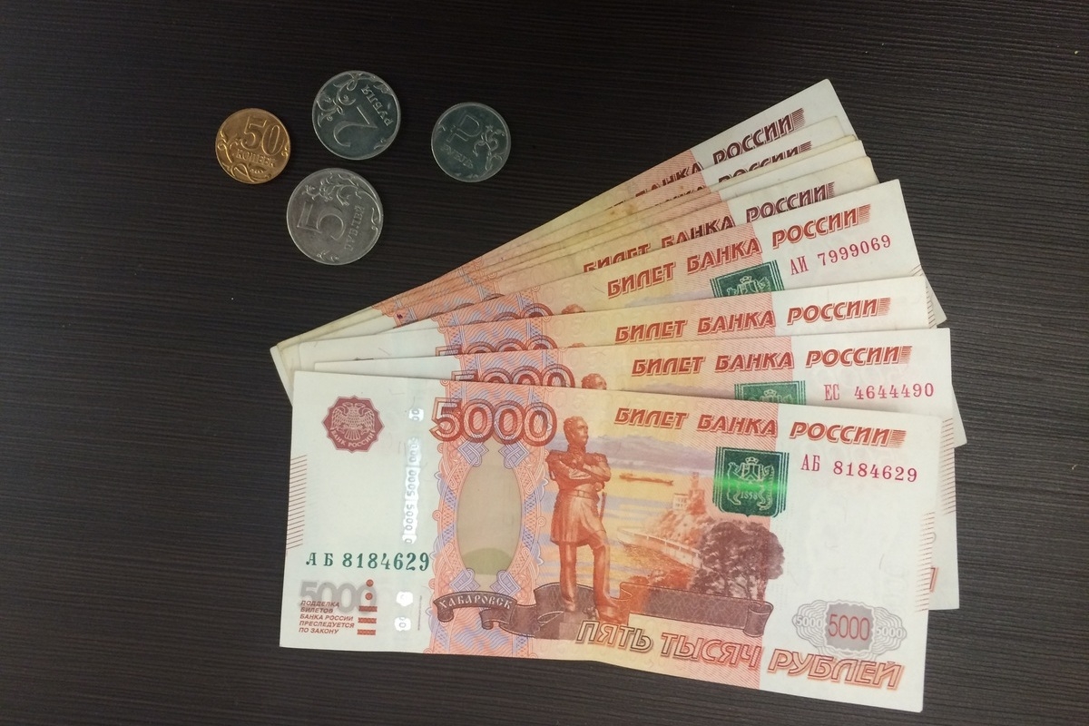В Астрахани судостроительный завод выплатил 7 миллионов рублей по зарплатам 