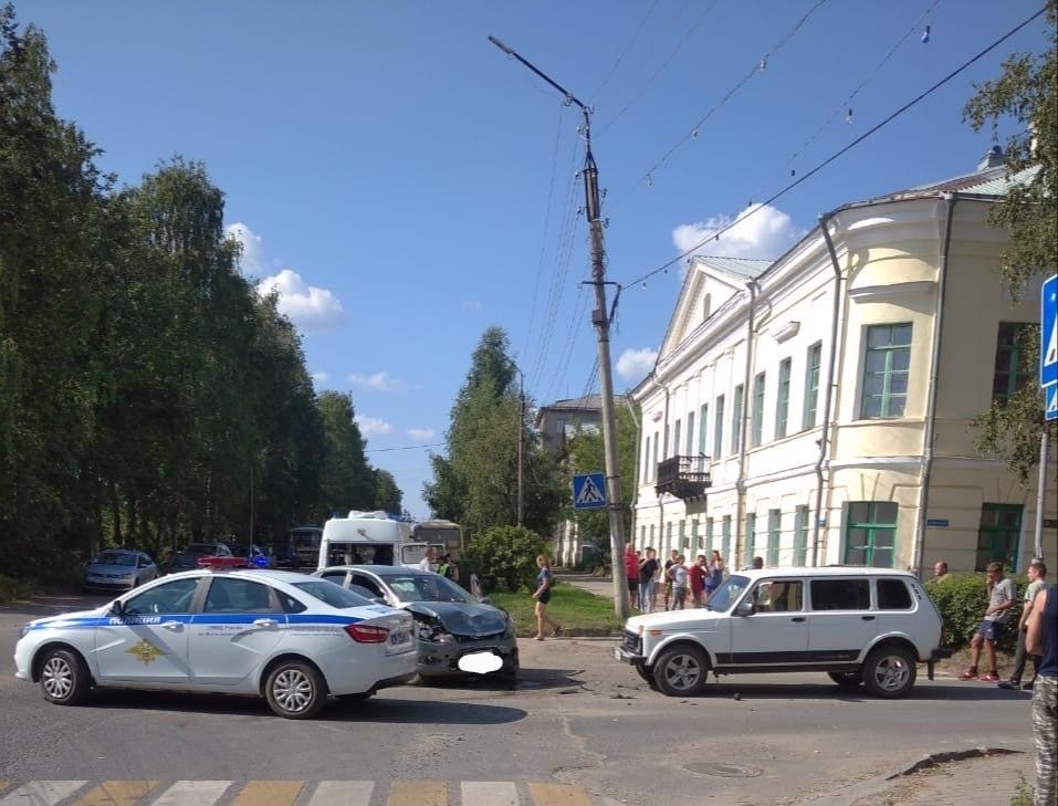 Трое пострадали в результате аварии в Вытегре