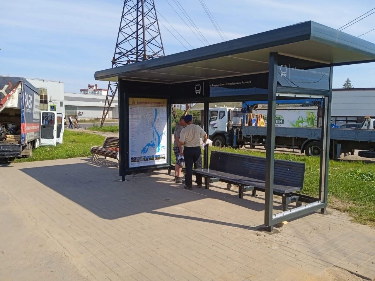 В Петербурге реконструировали более 250 остановок с начала года