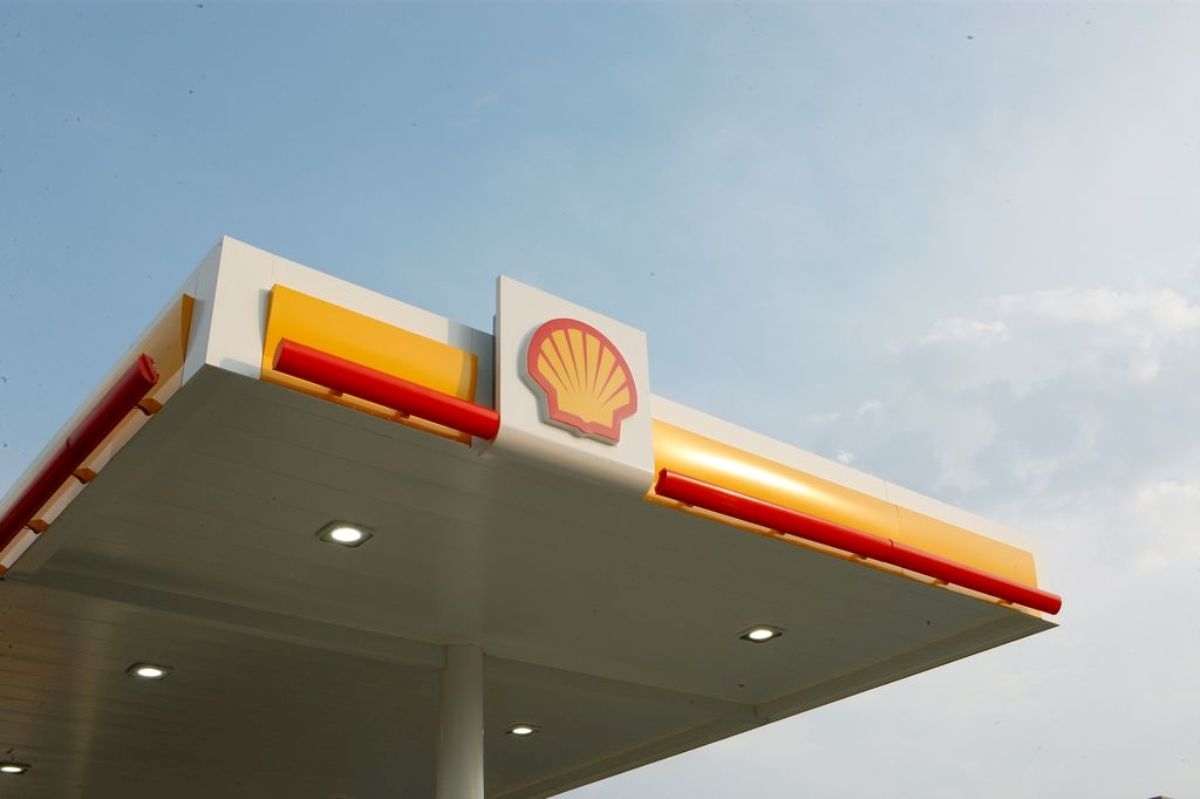 Глава Shell заявил, что введение потолка цен на нефть РФ будет трудно реализовать