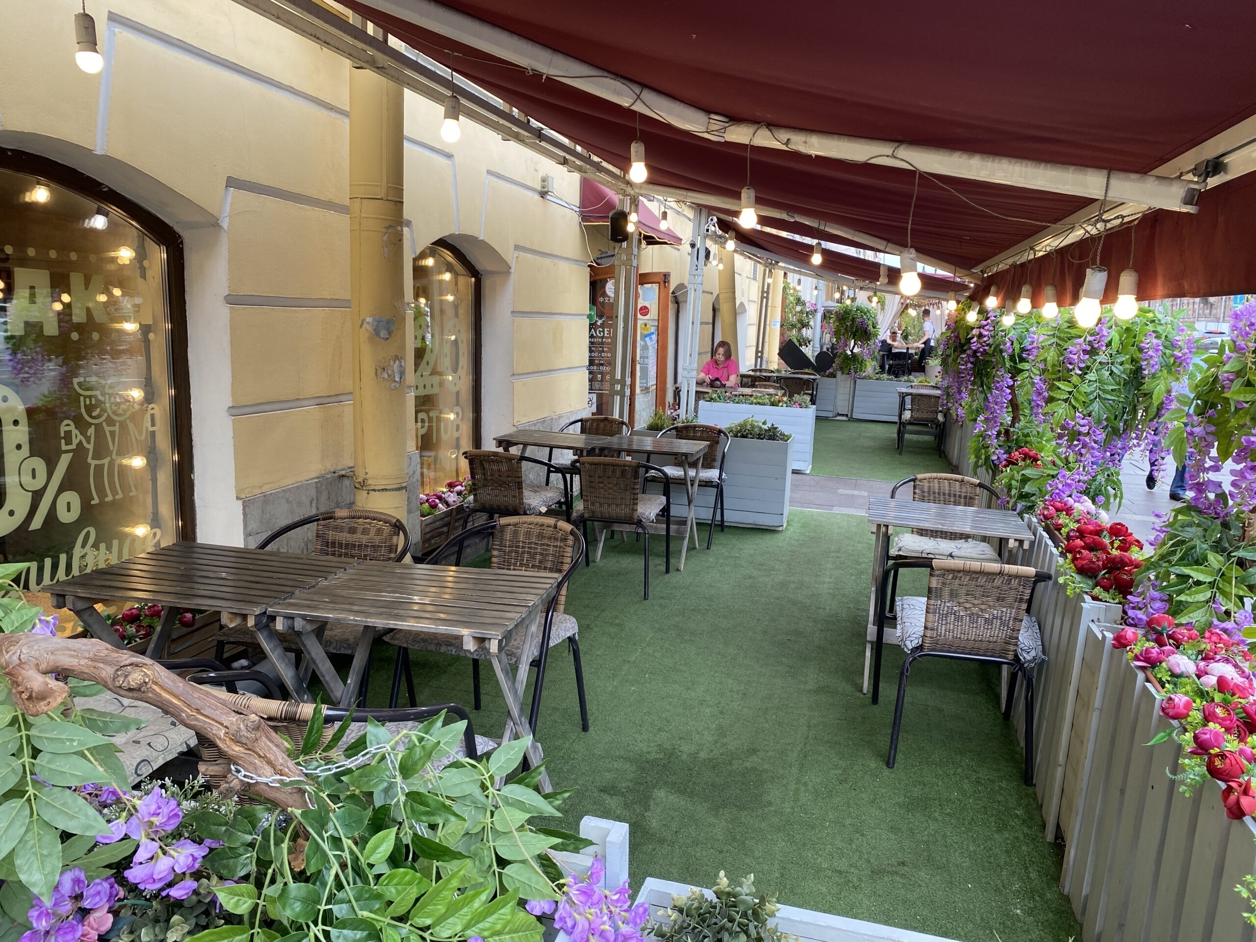 Рестораны и отели Петербурга тайно проверят