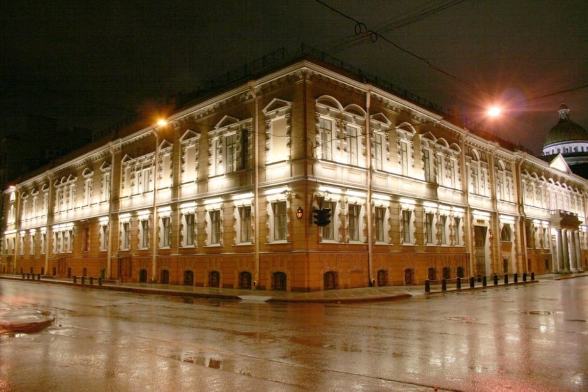 В Петербурге в честь 150-летия Центрального музея связи Попова открыли выставку-путешествие