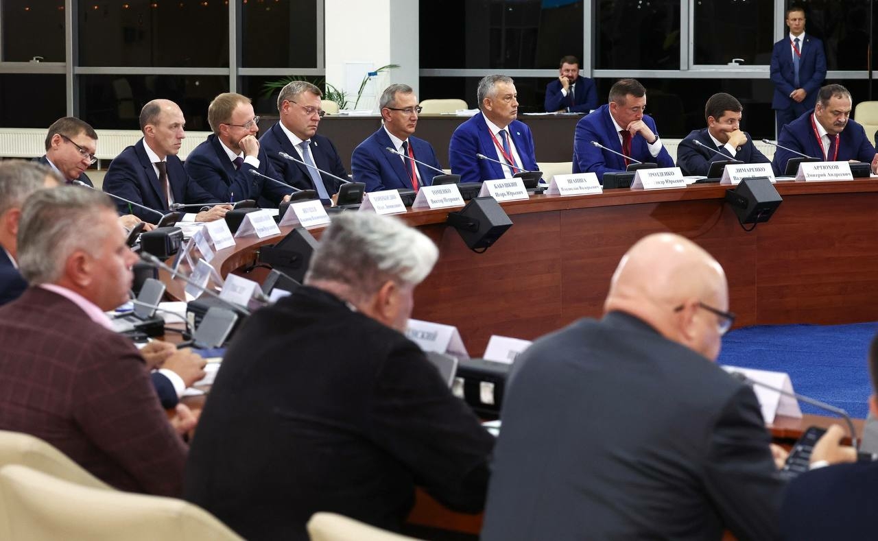 Круизный проект «Великий волжский путь» презентовали на Восточном экономическом форуме