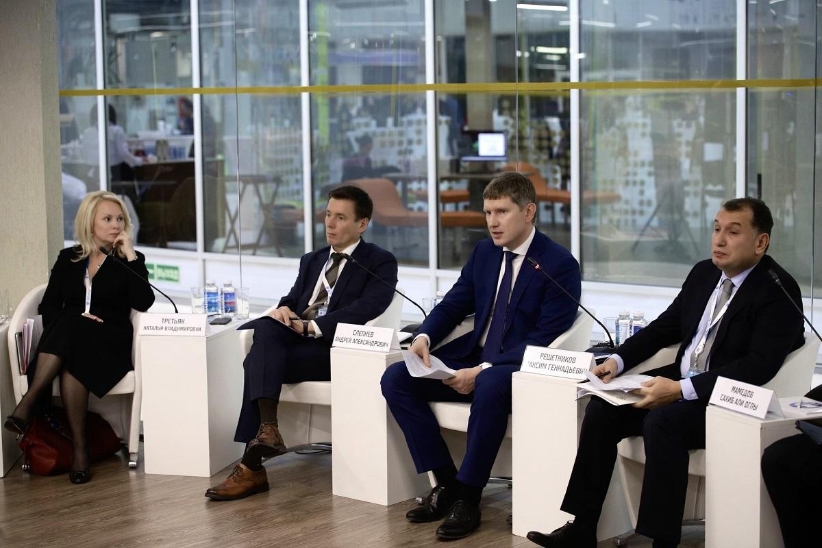 Гендир АО «ОЭЗ «Лотос» предложил объединить усилия прикаспийских особых экономических зон