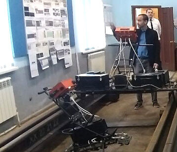 На ПривЖД астраханским школьникам показали технику и оборудование 