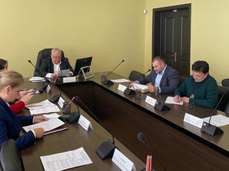Астраханские депутаты рассмотрели вопрос детского оздоровления 
