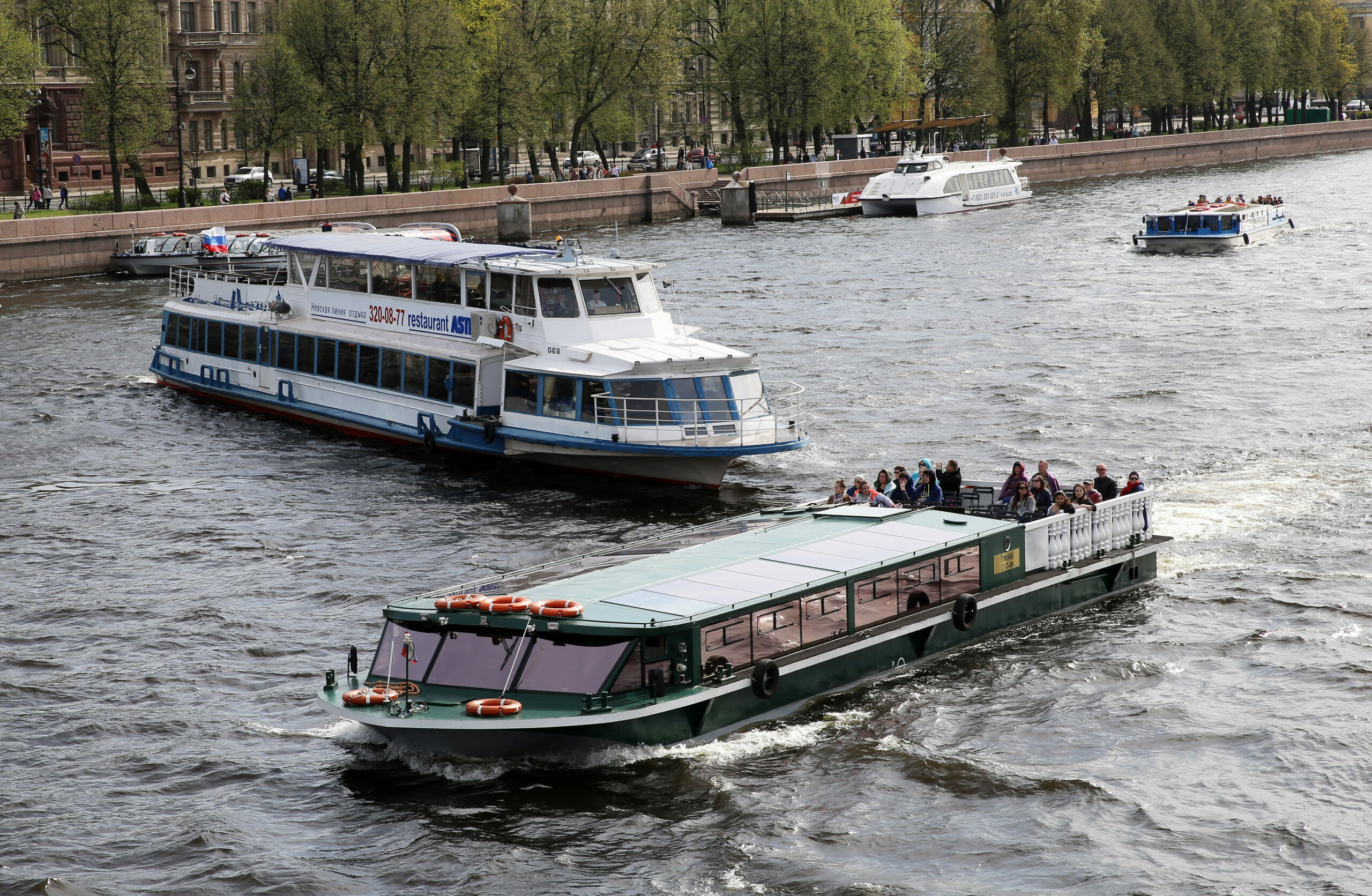 По водным маршрутам Петербурга перевезли более 3,5 млн человек
