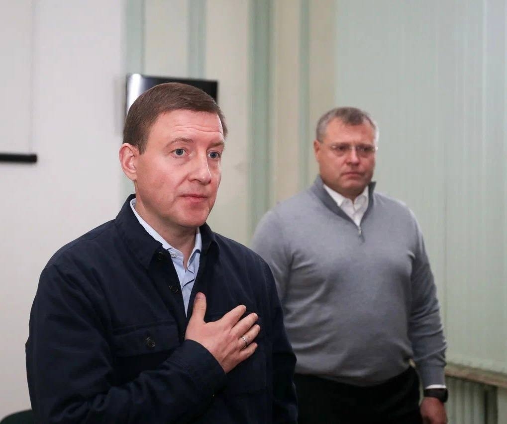 Игорь Бабушкин навестил раненых бойцов в госпитале Минобороны