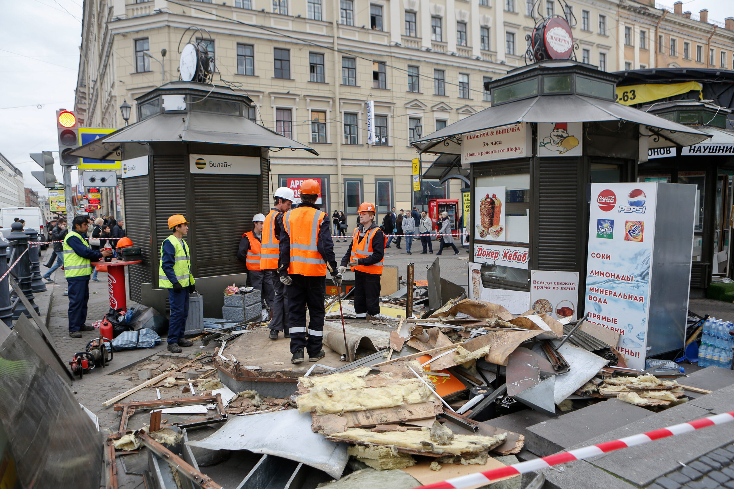 В Петербурге от незаконной торговли освободили 70 «квадратов» земли