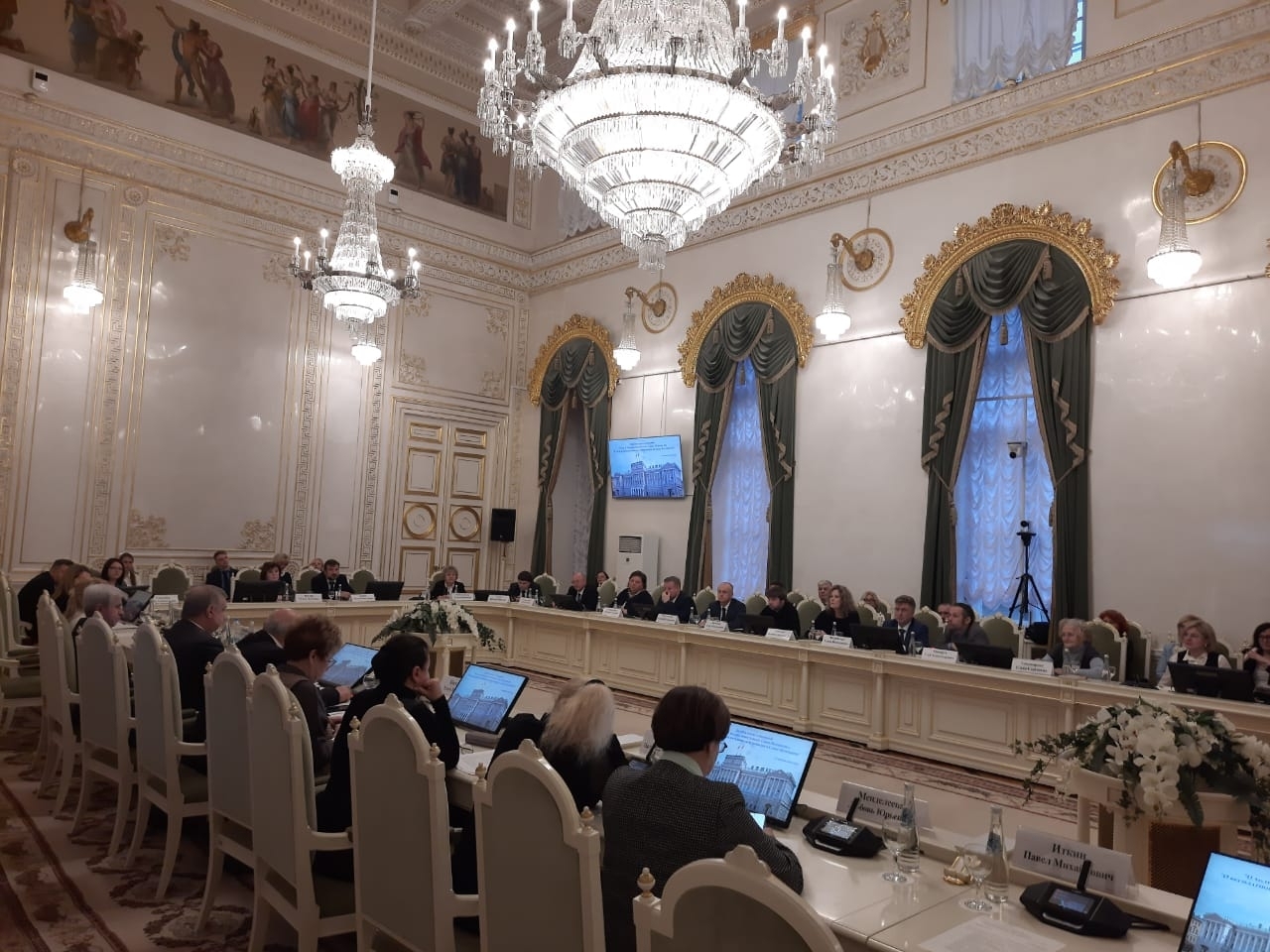 Комитет по промышленной политике Петербурга разработает схему размещения НТО