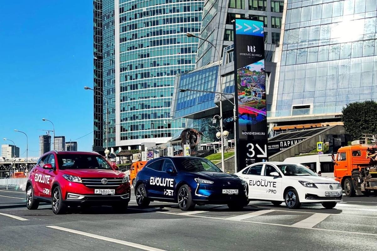 Компания «Моторинвест» отказалась от производства электрического минивэна Evolute i-Van