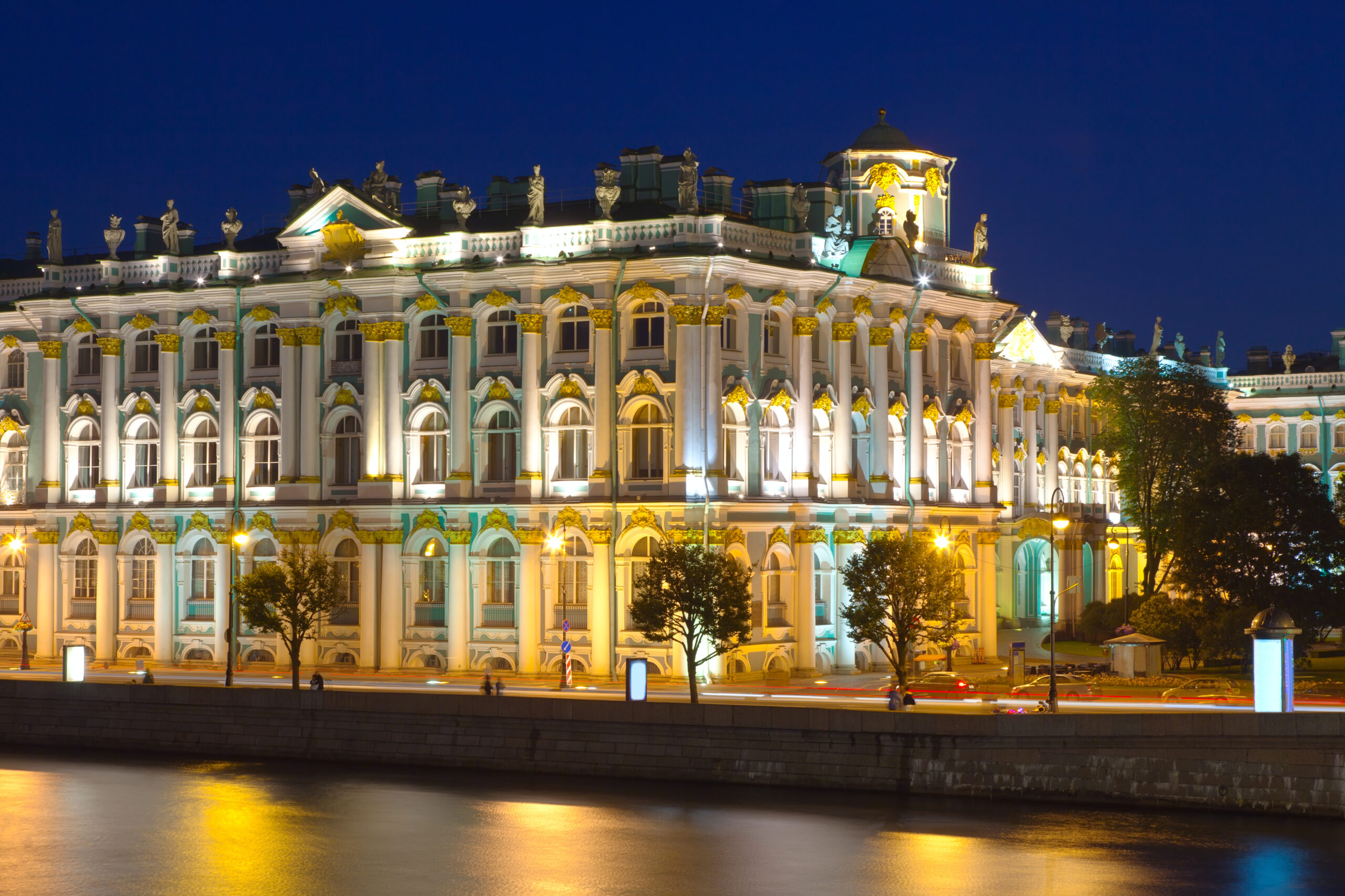 Петербург планирует увеличить турпоток из Ирана