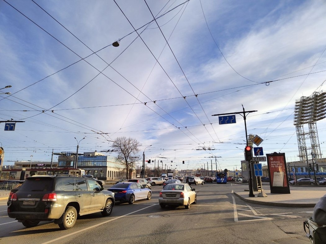 В Петербурге на 21,7 процента увеличился спрос на поддержанные автомобили