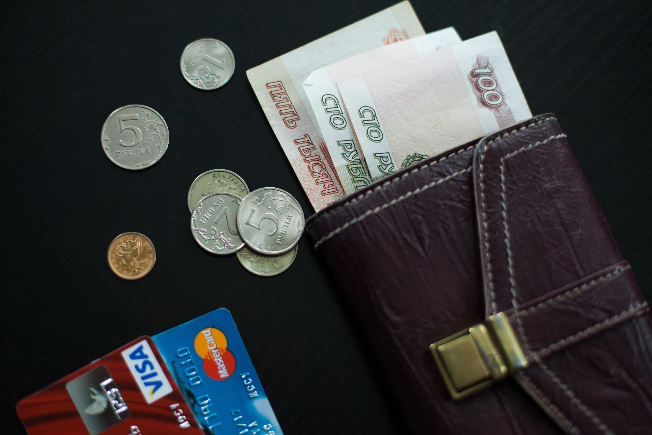 Аналитики назвали самые высокооплачиваемые вакансии в Петербурге