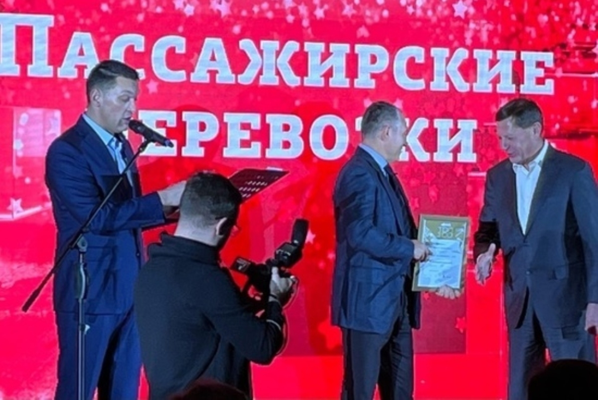 Лучшим топ-менеджером Петербурга в категории «Пассажирские перевозки» стал гендиректор АО «Третий Парк» Кирилл Дьяковский
