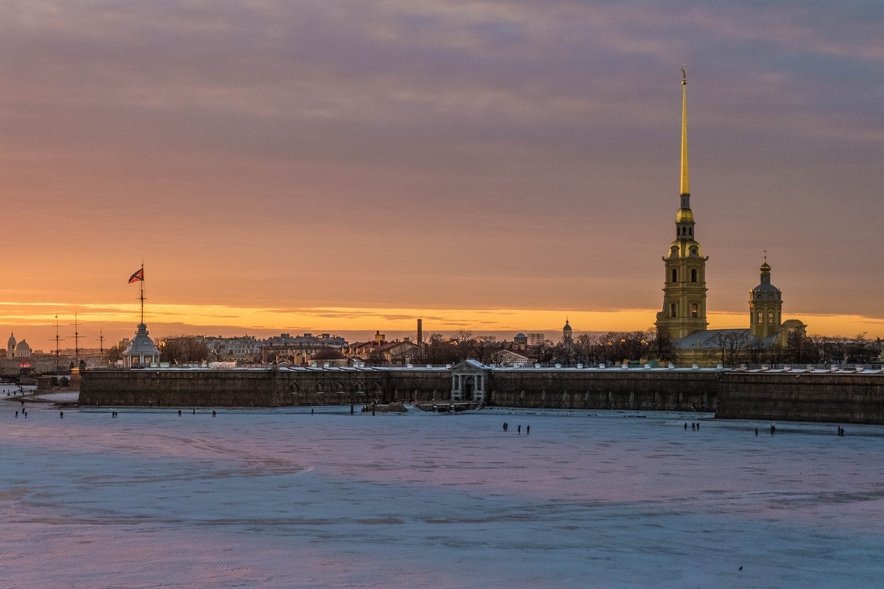 Смольный удвоит финансирование делового туризма в Петербурге