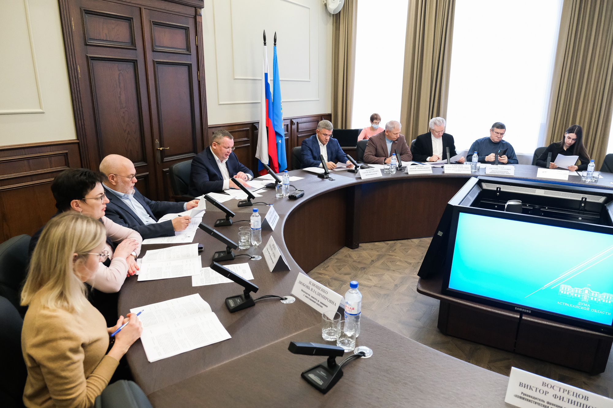 На предстоящем заседании астраханской Думы рассмотрят 19 вопросов 