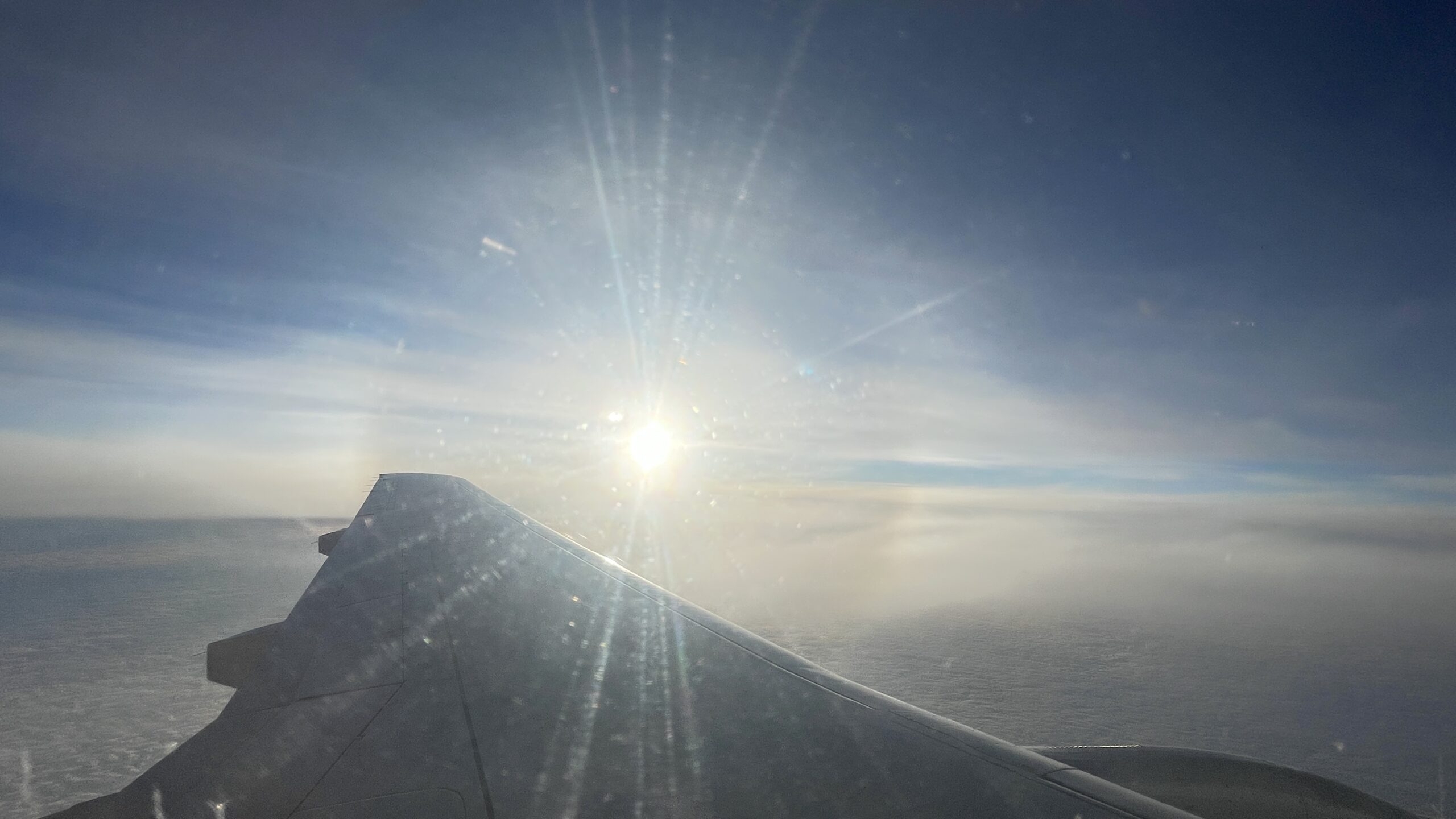 В небе над Астраханской областью заметили солнечное гало