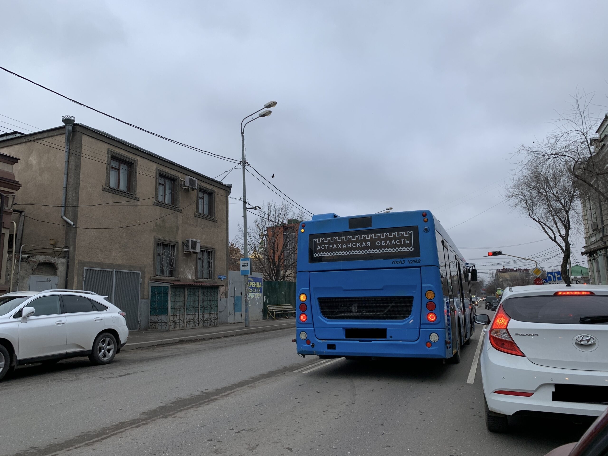 В Астрахани до марта 2023 года на маршруты выйдут 56 автобусов 