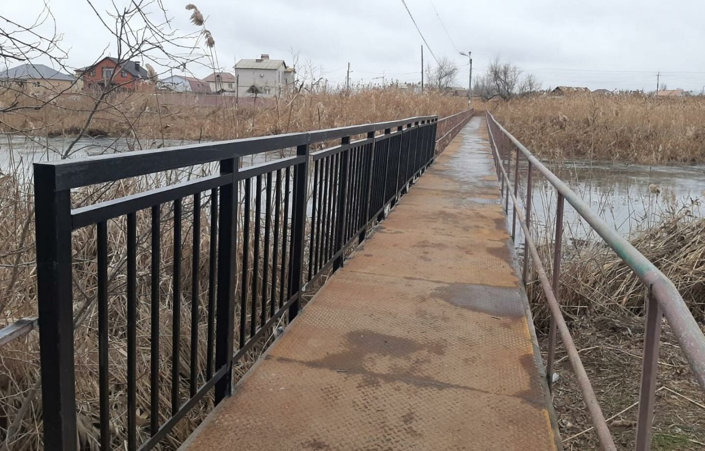 В Астрахани ремонт моста через ерик Солянка вышел на финишную прямую 