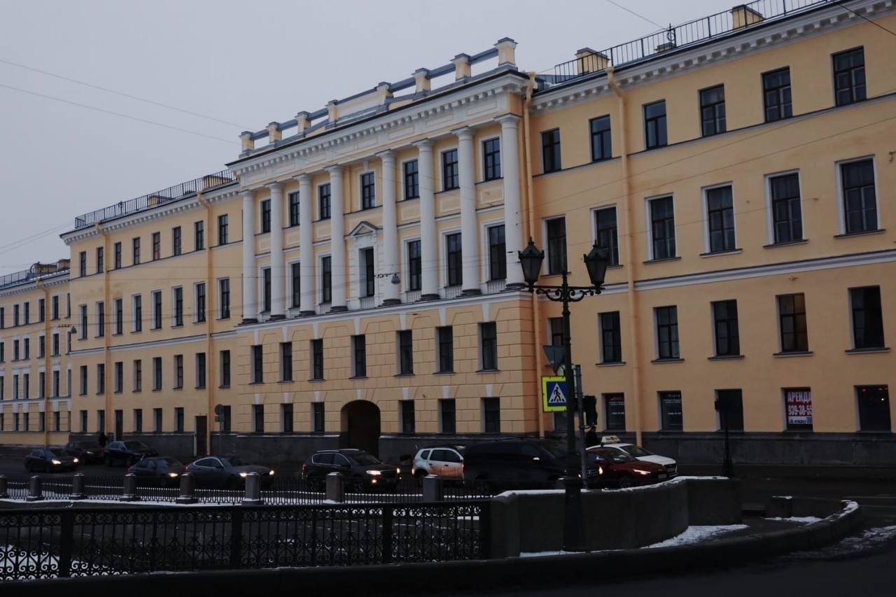 Стало известно, во сколько обошелся самый дорогой капитальный ремонт в Петербурге за 2022 год