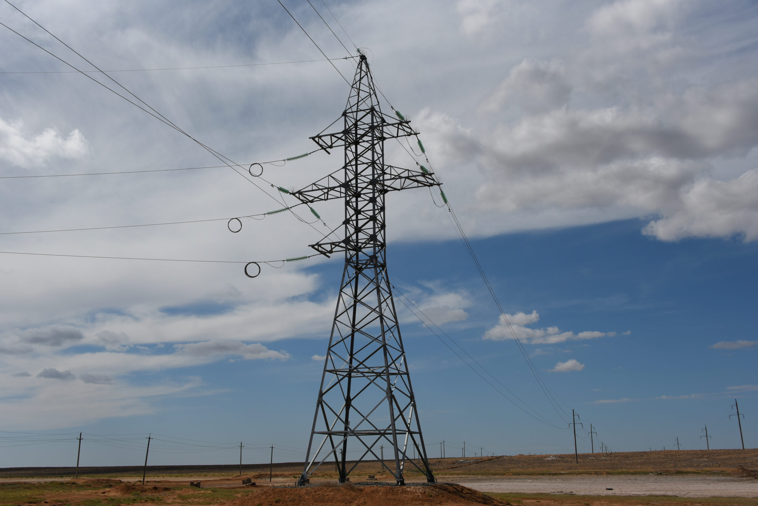 «Россети Юг» в 2023 году направит на обновление астраханских энергообъектов 335 миллионов 