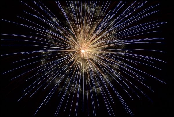 В Волгоградской области запретили фейерверк в новогоднюю ночь 