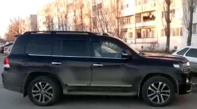 Под Волгоградом нашли угнанный московский внедорожник 