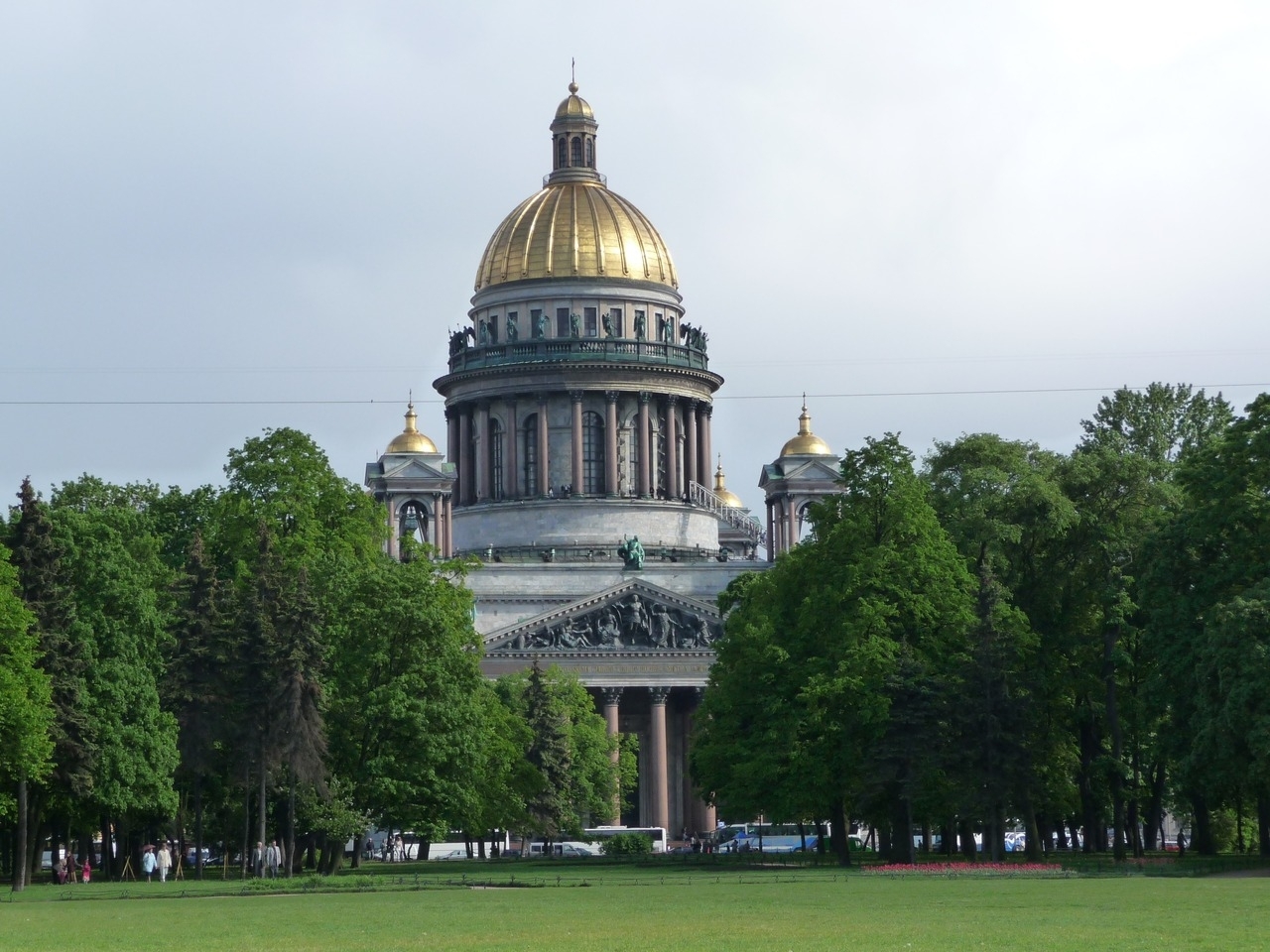 В 2022 году доходы Петербурга выросли почти на 42%