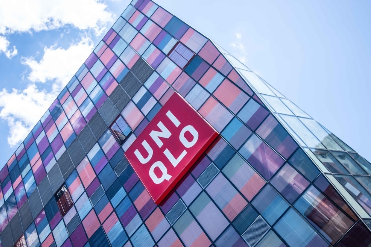 Uniqlo расторгла договоры аренды со всеми российскими магазинами