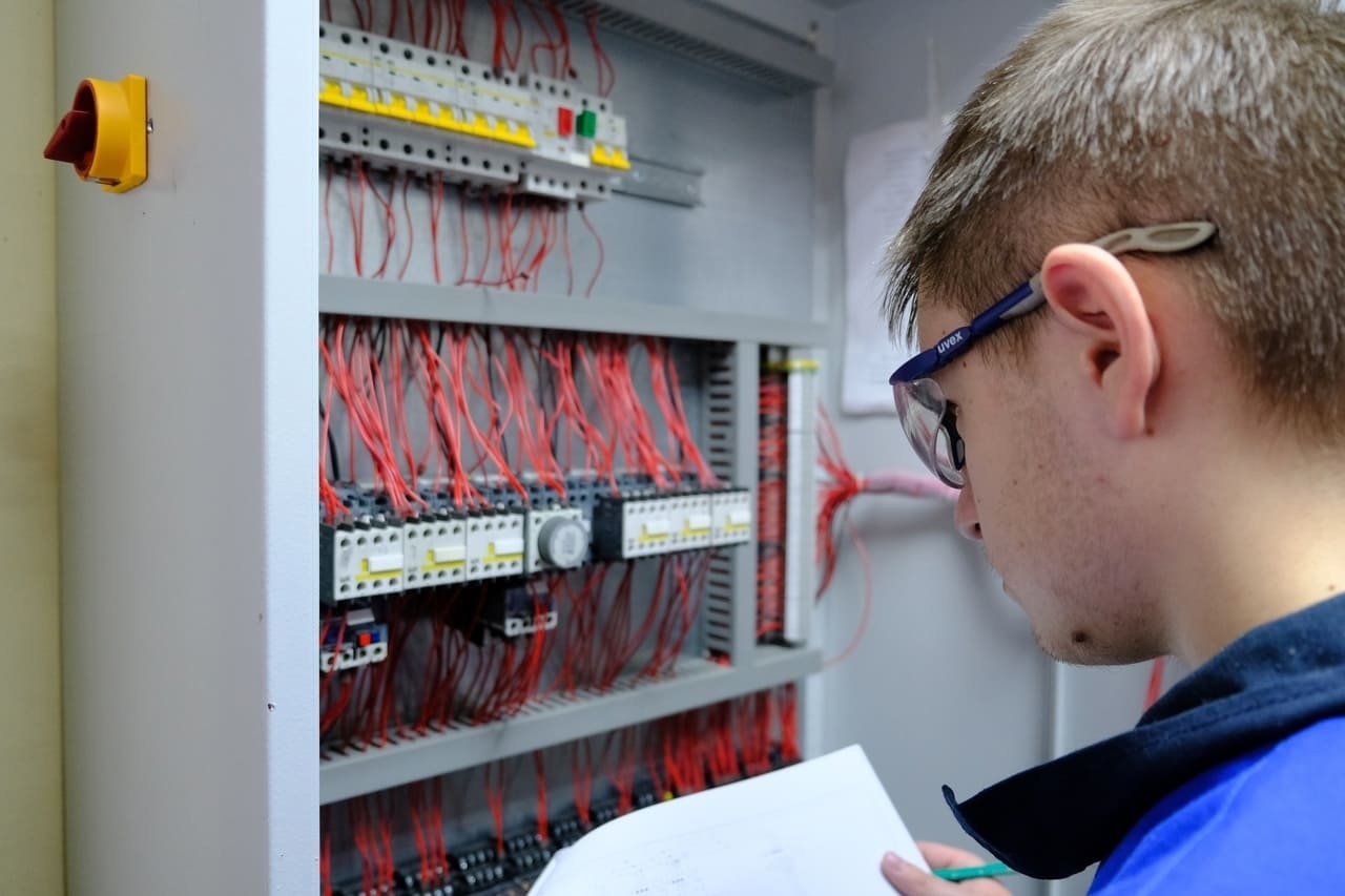 Астраханские компании поучаствовали в принятии экзаменов у будущих специалистов 